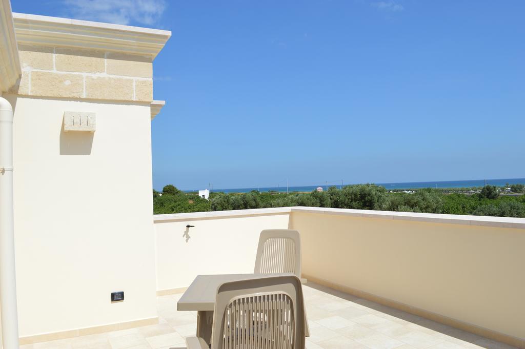 Le Terrazze Miramare B&B Torre Canne Bagian luar foto